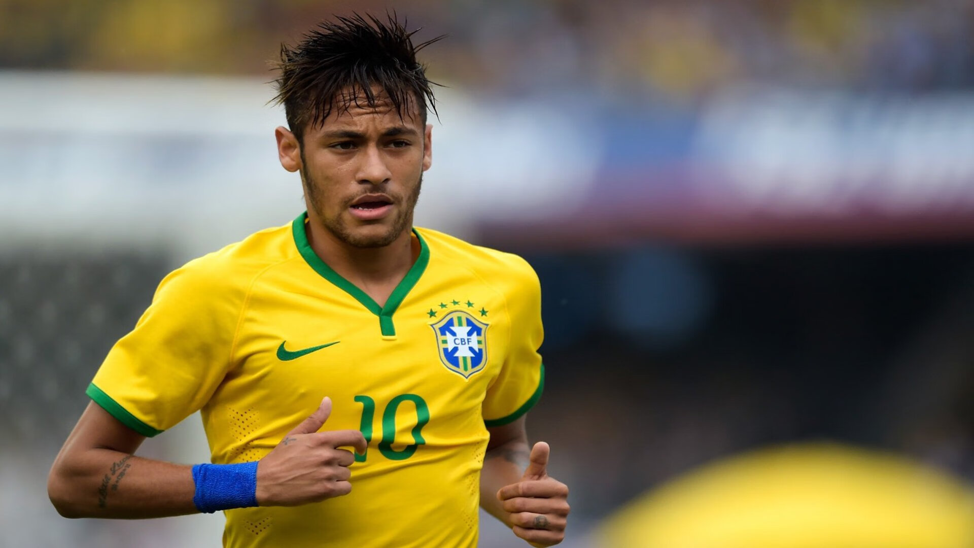 巴西狂胜伊拉克，奥纳纳在F1年度争冠接管比赛，体育世界的激情交响